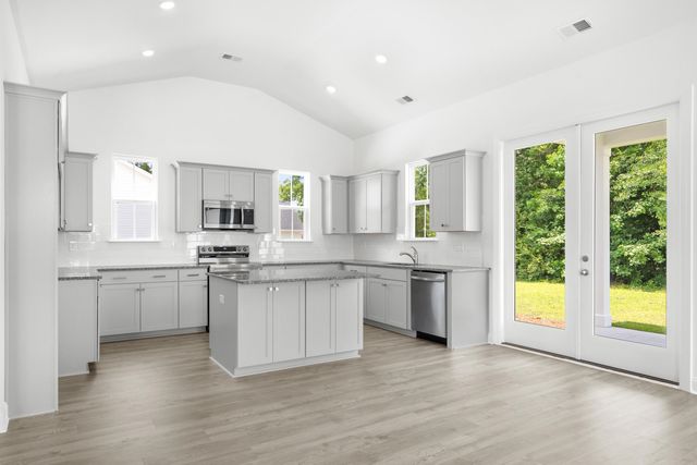 3860 Richardson St., Loris, SC 29569