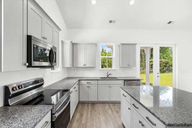 3860 Richardson St., Loris, SC 29569
