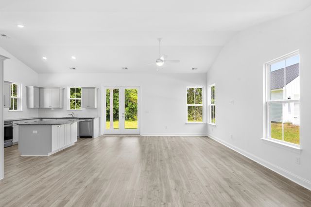 3860 Richardson St., Loris, SC 29569