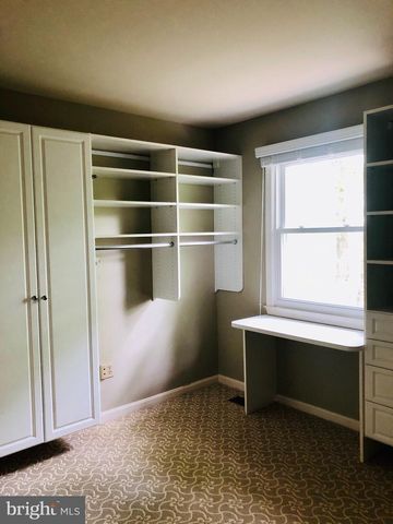 1001 RACHEL LN SW, Vienna, VA 22180