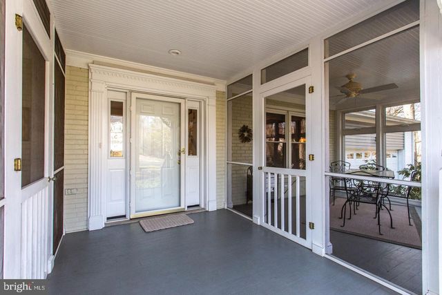1001 RACHEL LN SW, Vienna, VA 22180