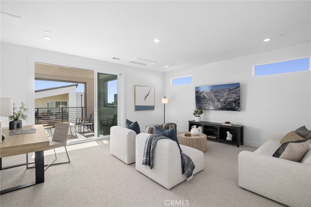 Image 25 of property listing at 241 Proctor, Irvine, CA 92618