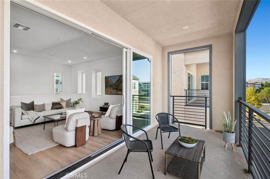 Image 7 of property listing at 241 Proctor, Irvine, CA 92618