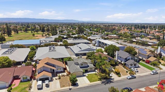 3121 Oakgate Way, San Jose, CA 95148