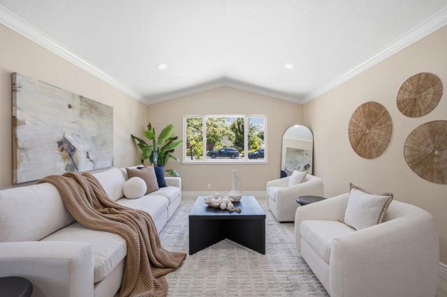 3121 Oakgate Way, San Jose, CA 95148
