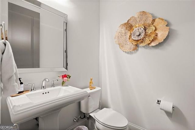 3905 Duke Reserve Circle, Peachtree Corners, GA 30092