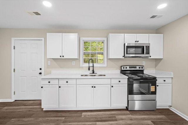 1313 Peggy Lane, Tunnel Hill, GA 30755