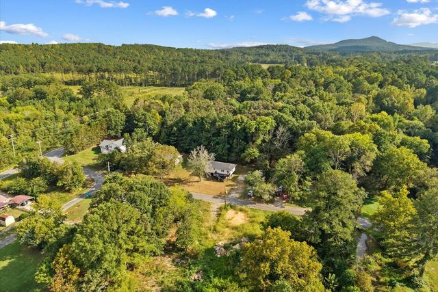 1313 Peggy Lane, Tunnel Hill, GA 30755