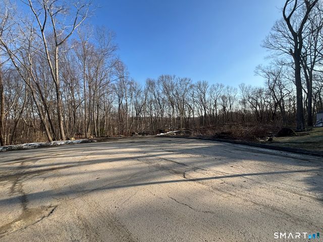 40 Running Brook Road, Waterbury, CT 06704