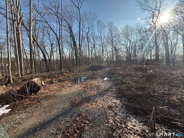 40 Running Brook Road, Waterbury, CT 06704