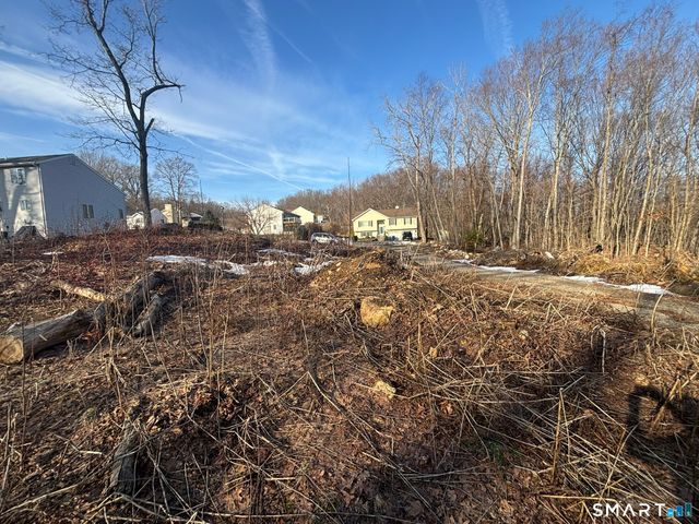 40 Running Brook Road, Waterbury, CT 06704