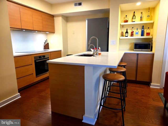 1200 BRADDOCK PL #713, Alexandria, VA 22314