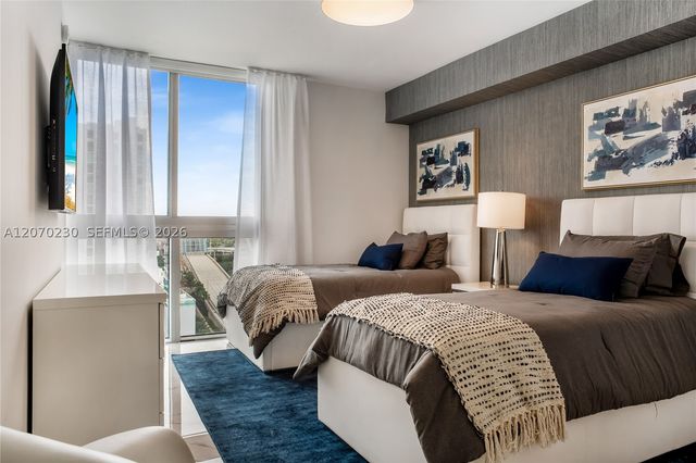 330 Sunny Isles Blvd 5-1102, Sunny Isles Beach, FL 33160