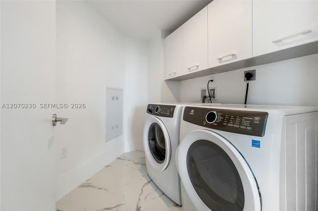 330 Sunny Isles Blvd 5-1102, Sunny Isles Beach, FL 33160