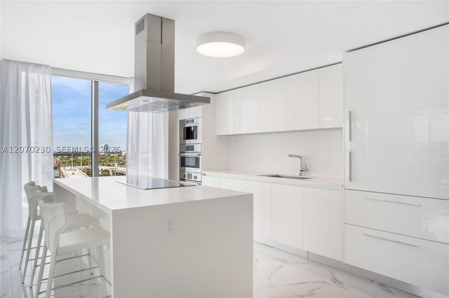 330 Sunny Isles Blvd 5-1102, Sunny Isles Beach, FL 33160