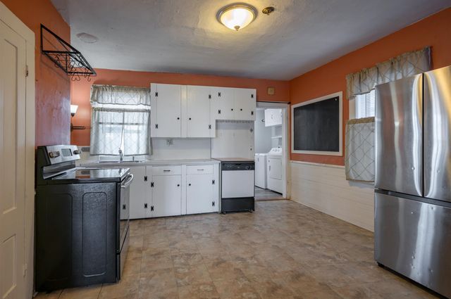 5 Merrimack Street, Nashua, NH 03064