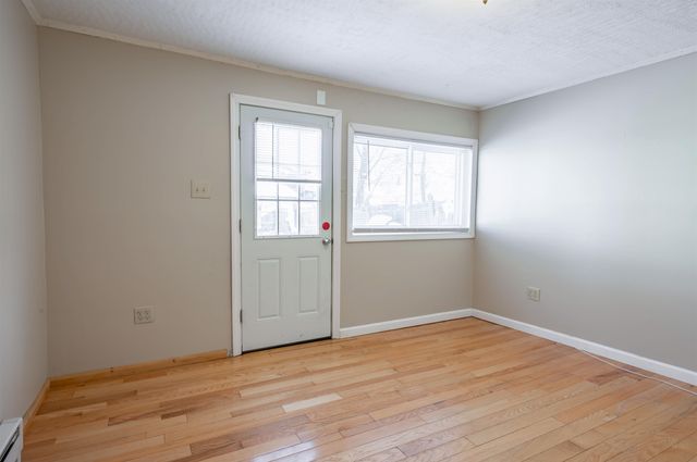 5 Merrimack Street, Nashua, NH 03064