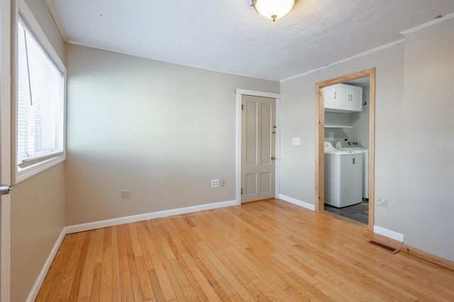 5 Merrimack Street, Nashua, NH 03064