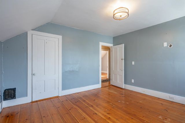 5 Merrimack Street, Nashua, NH 03064