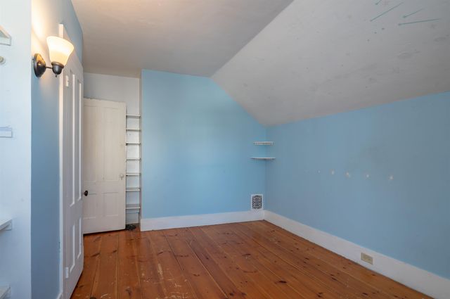 5 Merrimack Street, Nashua, NH 03064