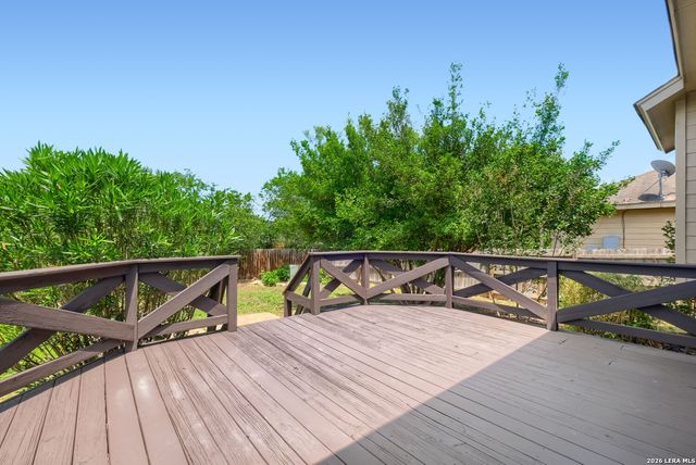 7027 Heathers Pl, San Antonio, TX 78227