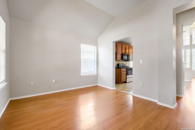 7027 Heathers Pl, San Antonio, TX 78227