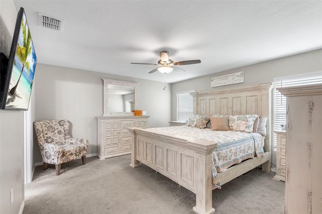 220 ST GEORGES CIRCLE, Eagle Lake, FL 33839