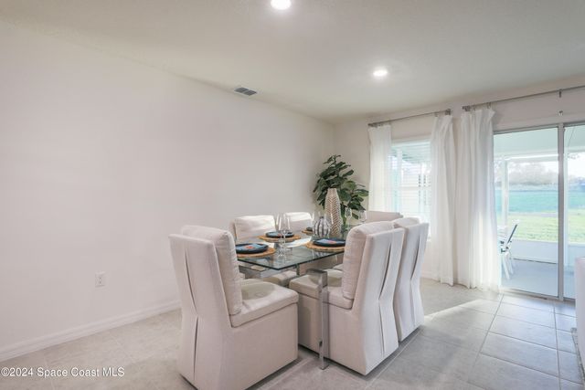 134 Fayetteville Street SW, Palm Bay, FL 32908