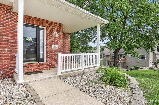 7007 Missionary Ridge Court, Edwardsville, IL 62025