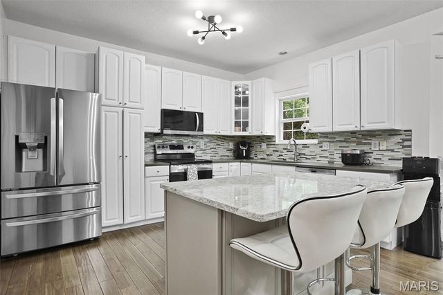 7007 Missionary Ridge Court, Edwardsville, IL 62025