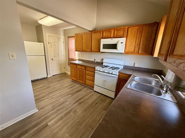 715 Boyd Street, Des Moines, IA 50316