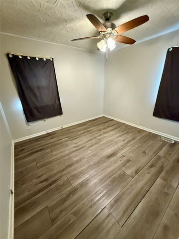 715 Boyd Street, Des Moines, IA 50316