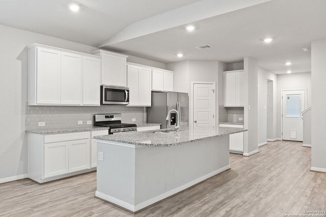 11627 Troubadour Trail, San Antonio, TX 78245