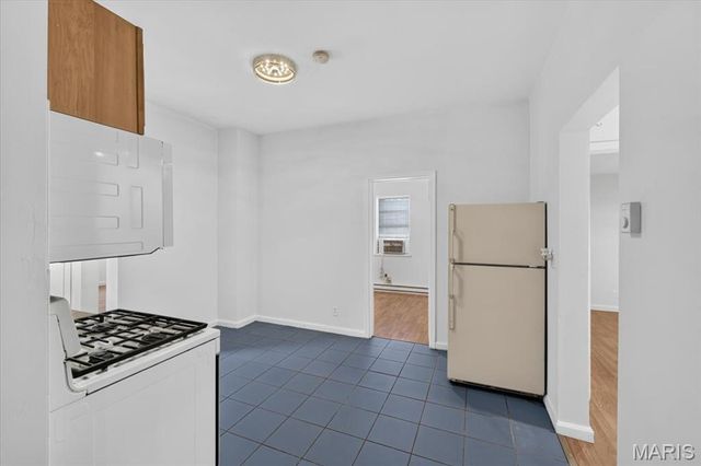 4107 Schiller Place, St Louis, MO 63116