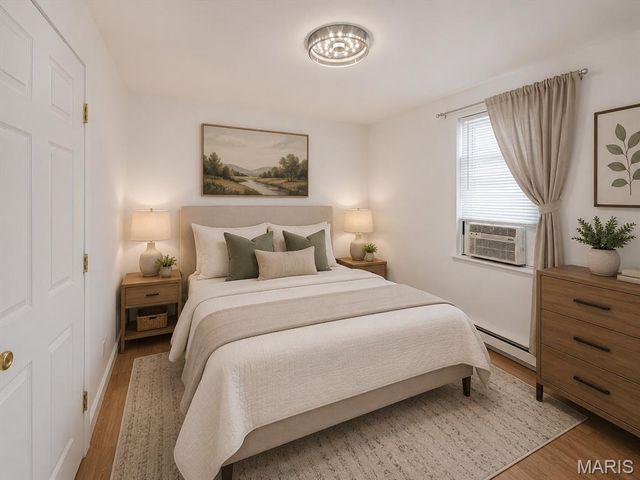 4107 Schiller Place, St Louis, MO 63116