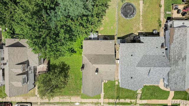 4107 Schiller Place, St Louis, MO 63116