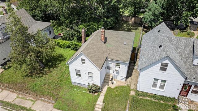 4107 Schiller Place, St Louis, MO 63116