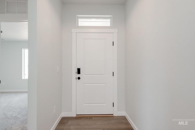 8247 E Bright Angel Dr, Nampa, ID 83687