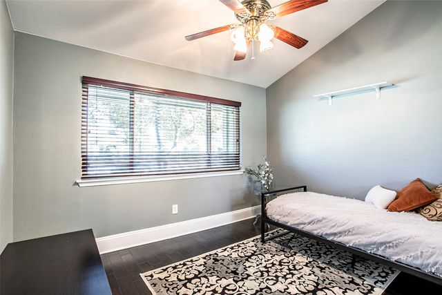 542 Harvest Hill Street, Lewisville, TX 75067