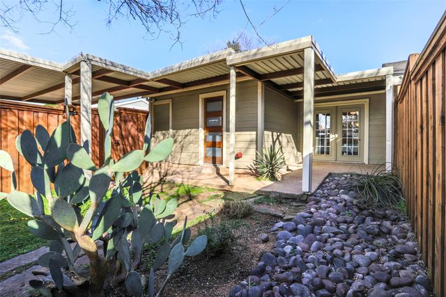 542 Harvest Hill Street, Lewisville, TX 75067