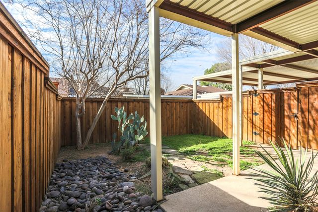 542 Harvest Hill Street, Lewisville, TX 75067