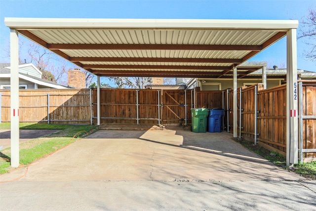 542 Harvest Hill Street, Lewisville, TX 75067