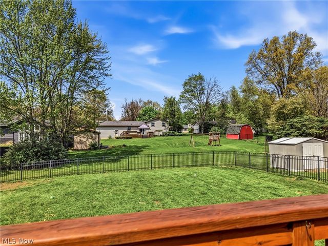 5758 Logan Arms Drive, Girard, OH 44420
