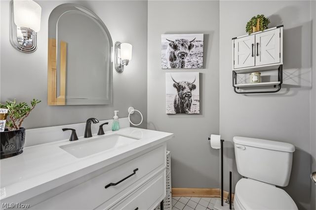 5758 Logan Arms Drive, Girard, OH 44420