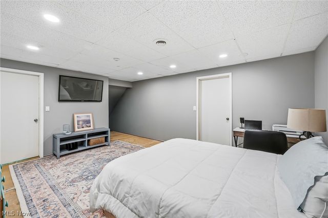 5758 Logan Arms Drive, Girard, OH 44420