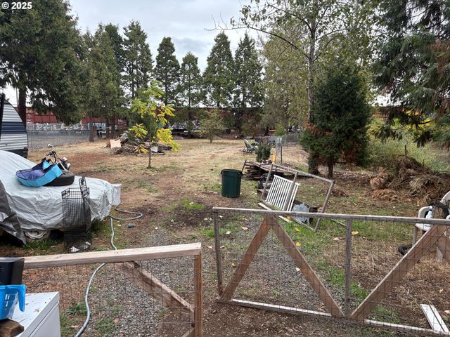 1293 HWY 99N, Eugene, OR 97402