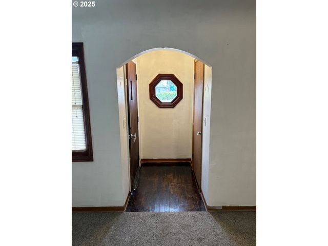 1293 HWY 99N, Eugene, OR 97402