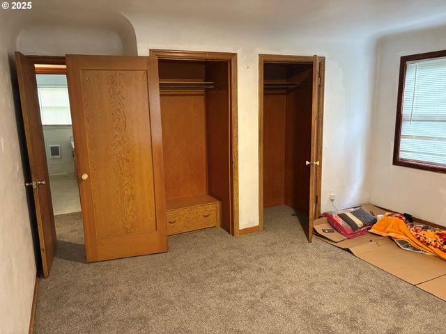 1293 HWY 99N, Eugene, OR 97402