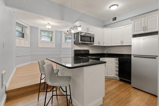 35 Bay State Road BF, Boston, MA 02215