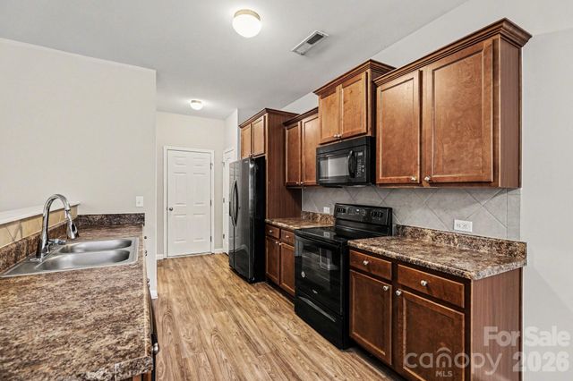 1039 Manston Place SW, Concord, NC 28025